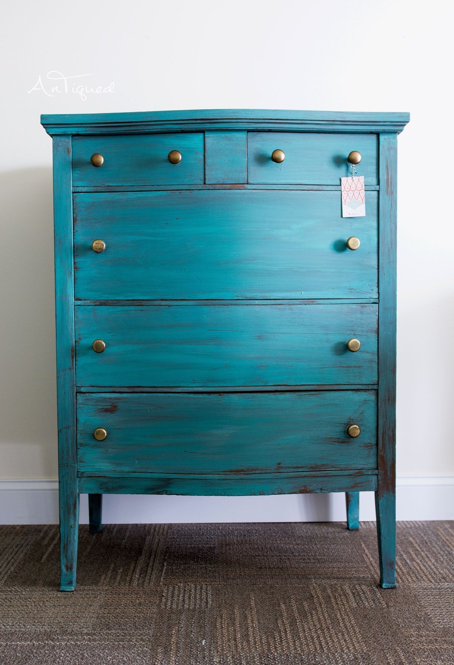 Комод морская волна