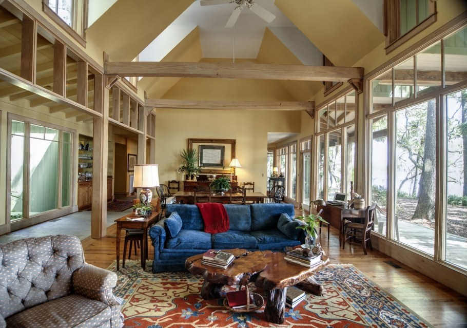 Для какого стиля характерны помещение вместо квартира