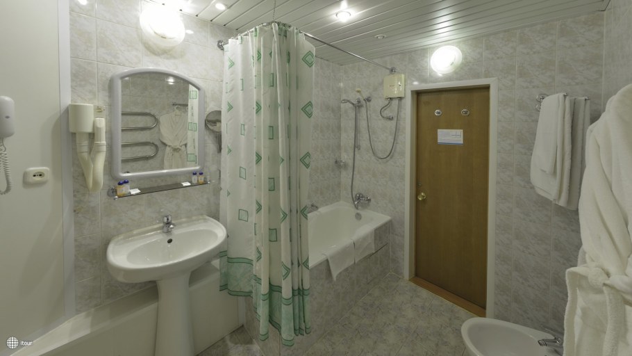 Отель Юбилейный Ярославль Люкс