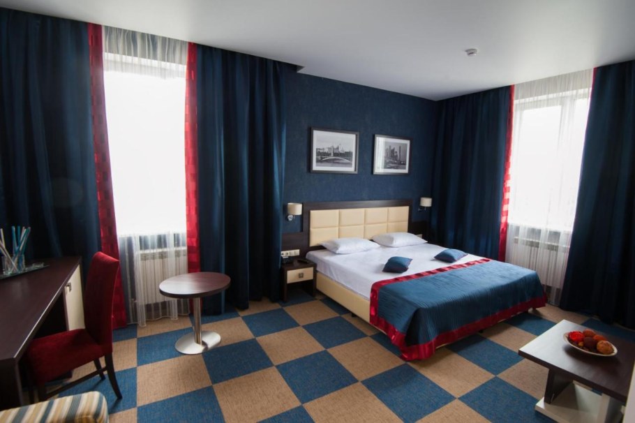 Отель Искра Москва