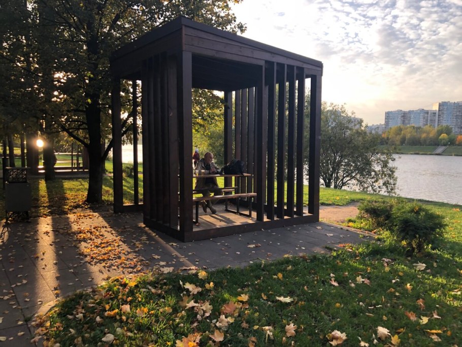 Парк Братеевская Пойма шашлыки