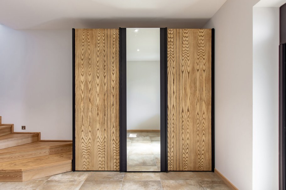 Шкаф купе шпон