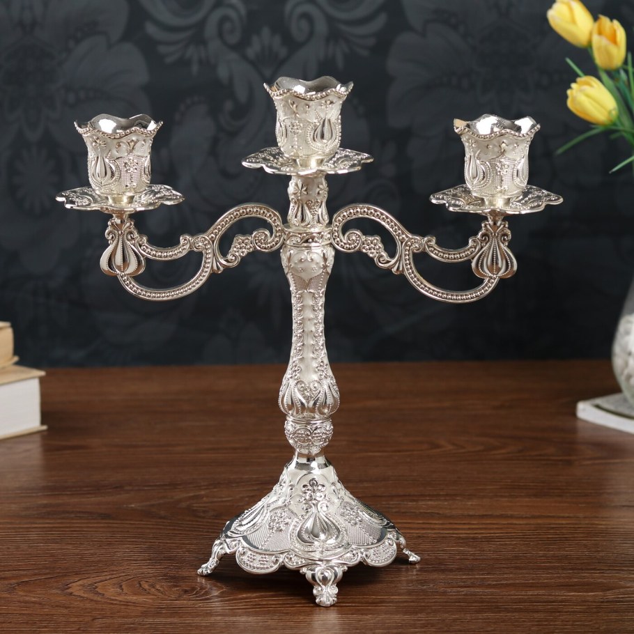 Подсвечники из металла