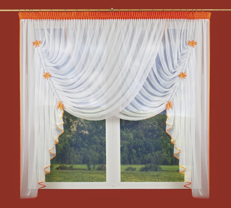 Шторы из тюля на кухню