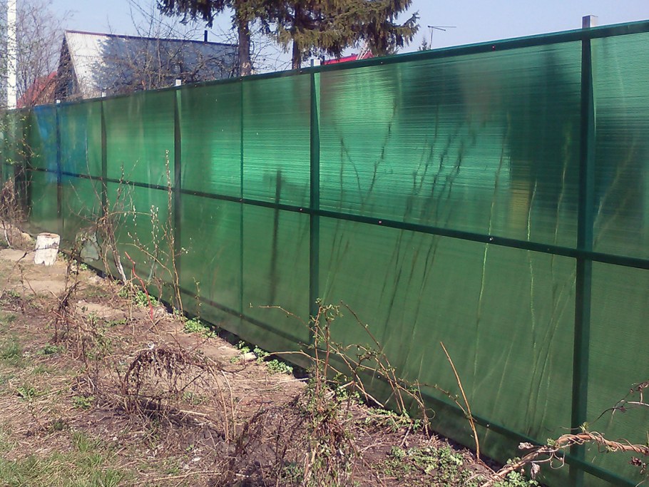 Забор 3д Гиттер с поликарбонатом