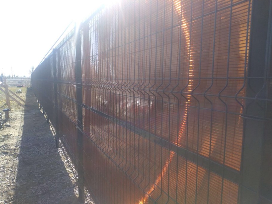 3д сетка с поликарбонатом