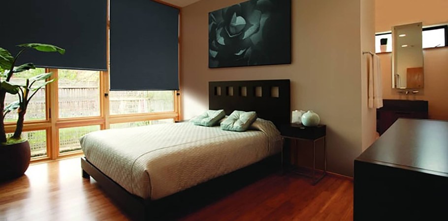 Рулонные шторы Blackout интерьер спальня