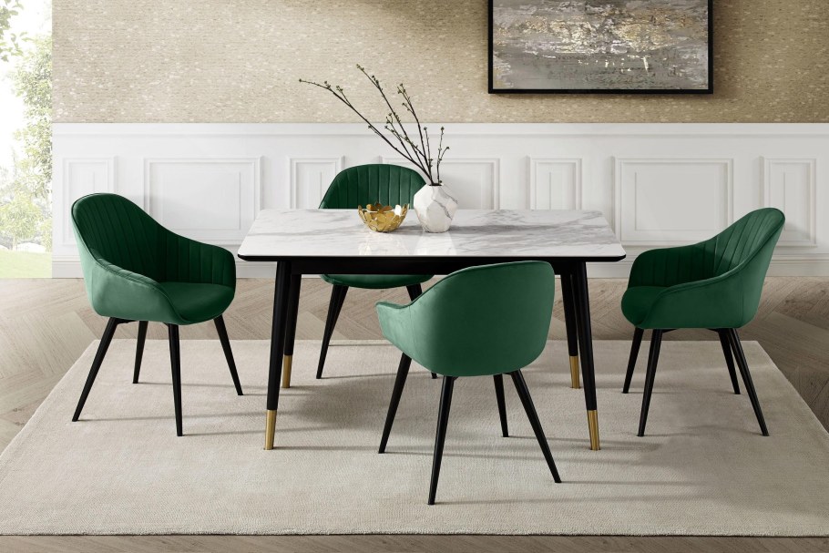 Зеленый обеденный стол