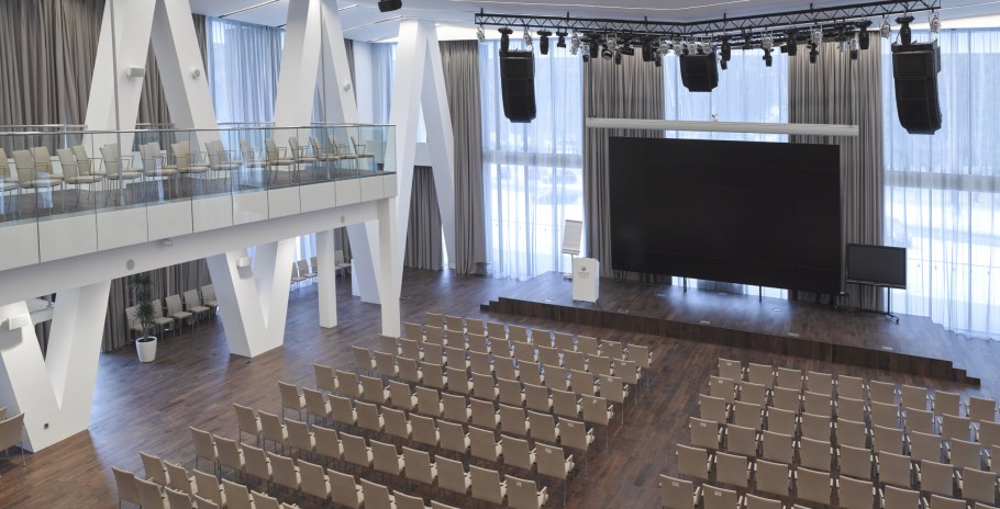 Актовый зал в университете