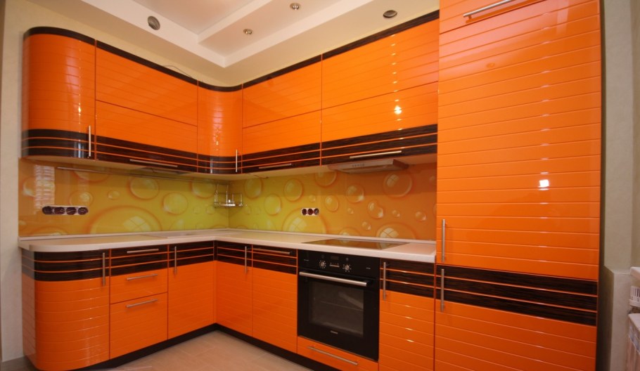 Оранжевая кухня эмаль