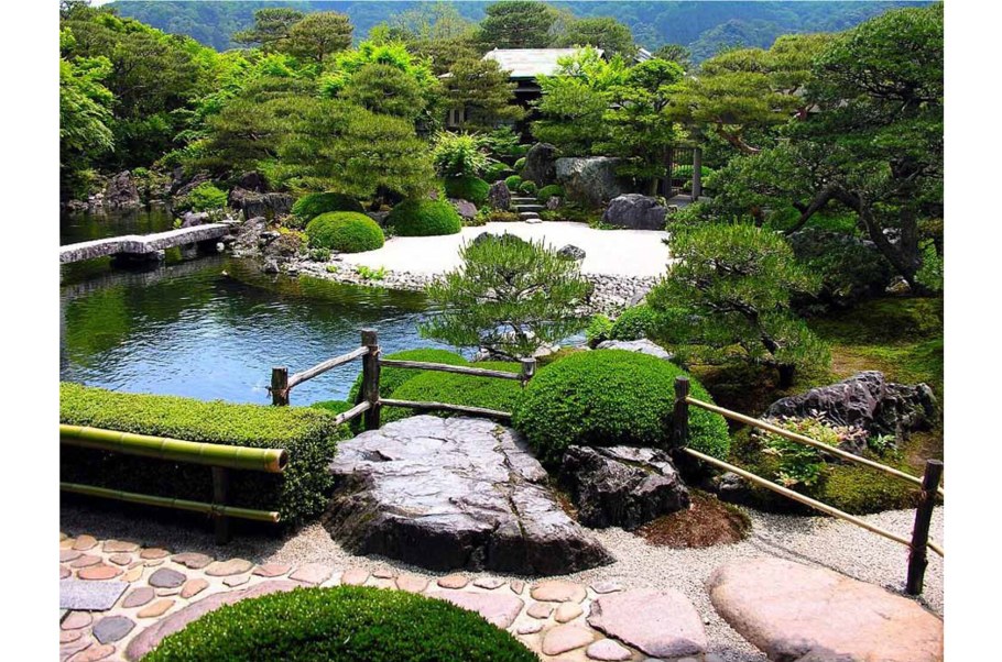 Японский сад Адати