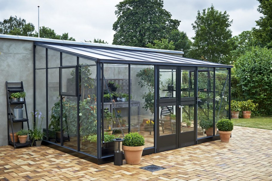 Теплица пристенная односкатная