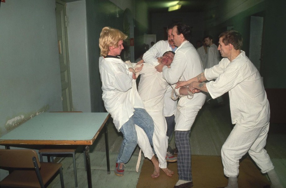 Человек в писх болнице