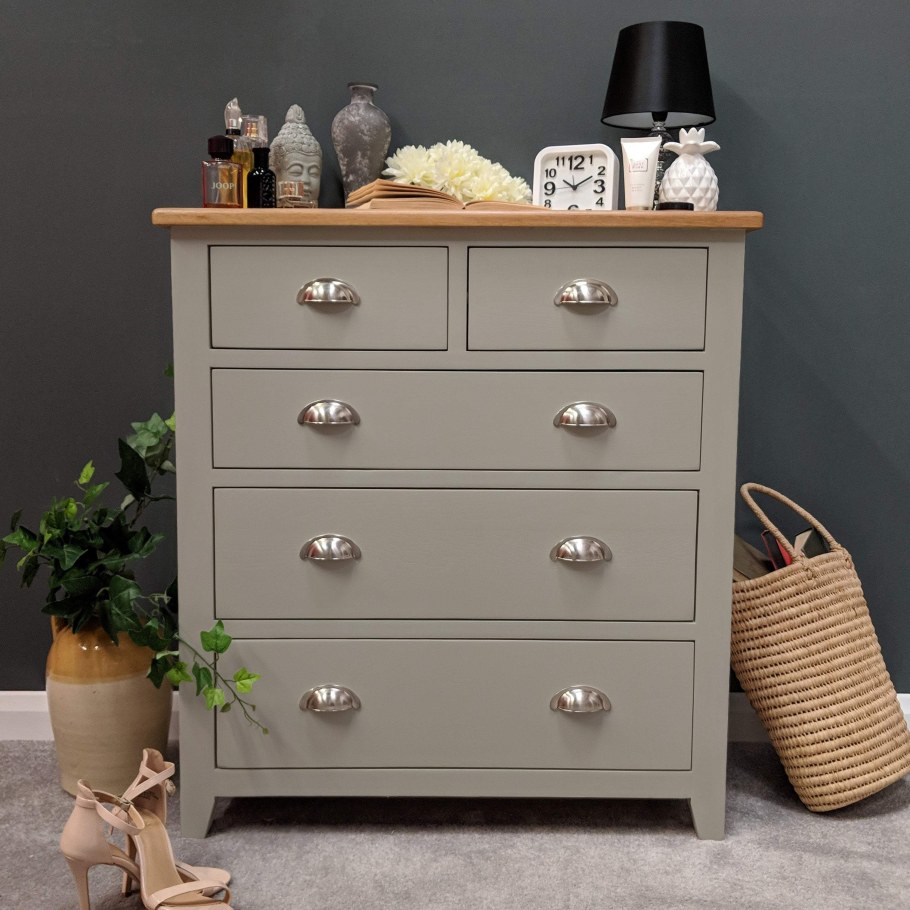 Дизайнерский комод