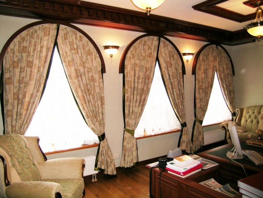 Шторы на полукруглое окно