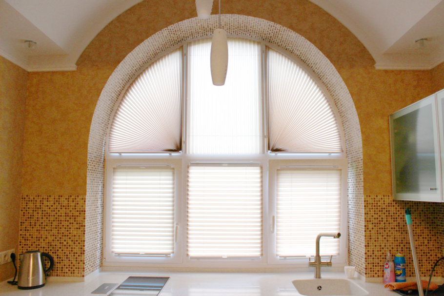 Амиго, жалюзи плиссе арочные