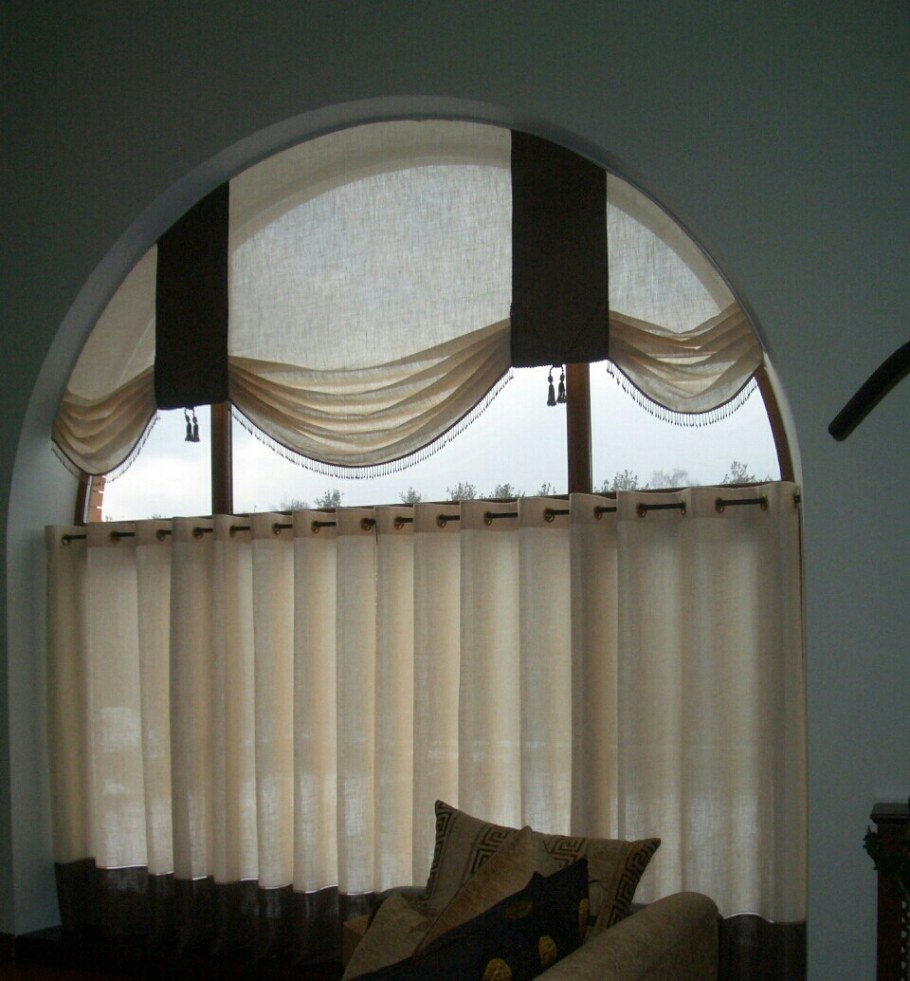 Окно арка шторы