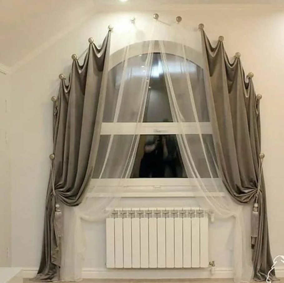 Карниз для арочного окна