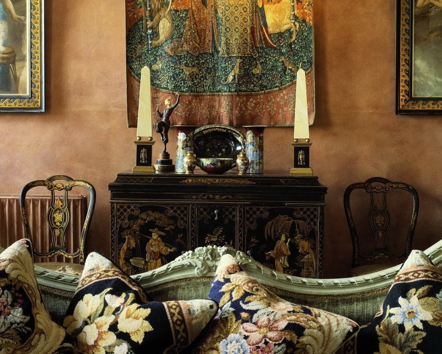 Интерьер в стиле прерафаэлитов