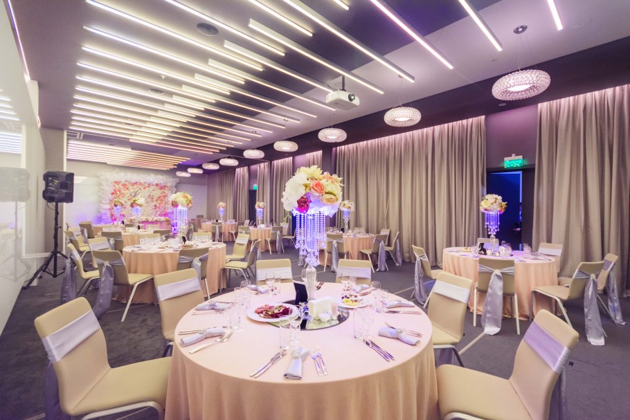 Ресторан Монк в Екатеринбурге