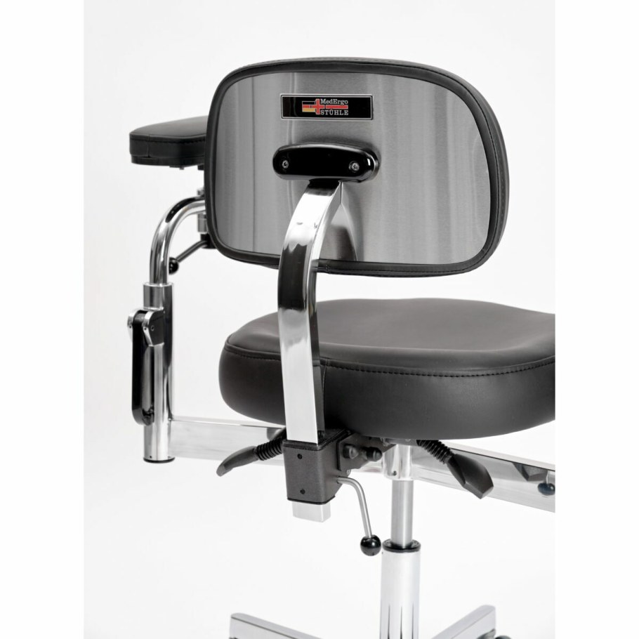 Стул для работы с микроскопом