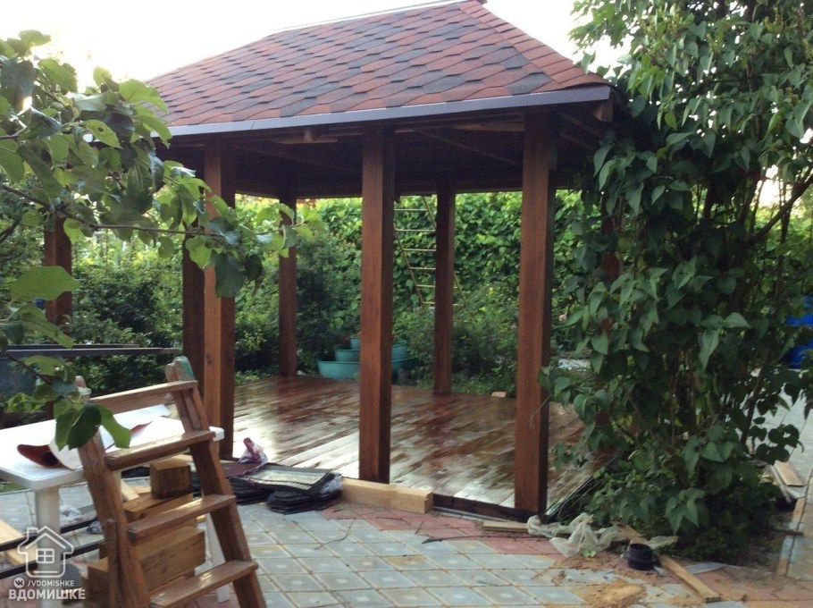Крыша беседки из мягкой черепицы