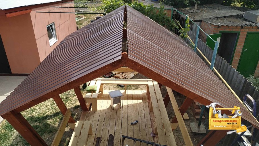 Крыша беседки из ондулина