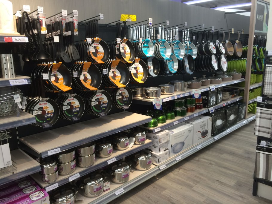 Выкладка посуды