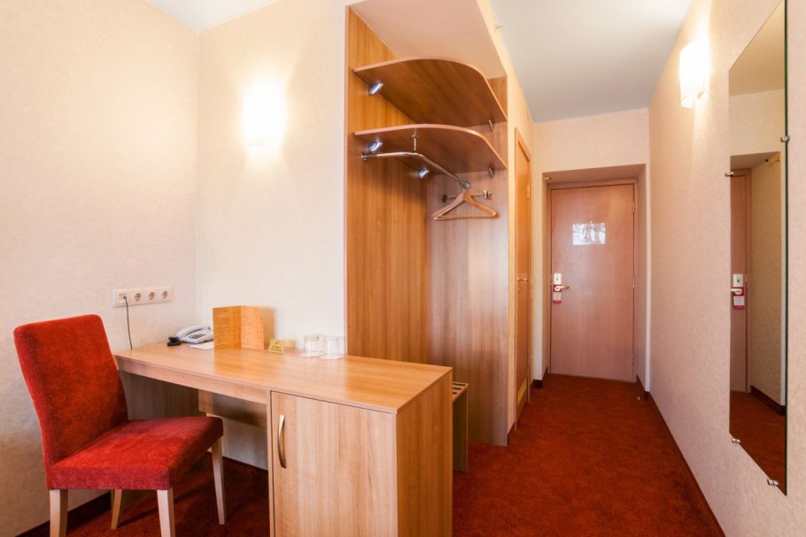 Отель Охтинская 3 Санкт-Петербург