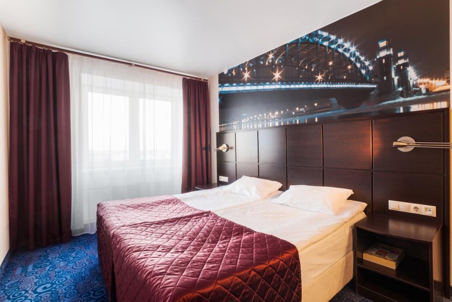 Охтинская гостиница Санкт-Петербург