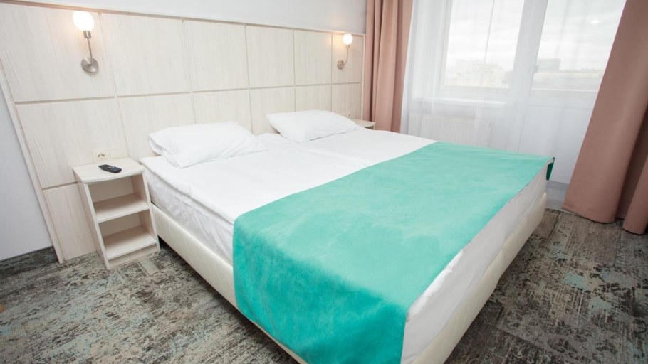 Питер гостиница Охтинская