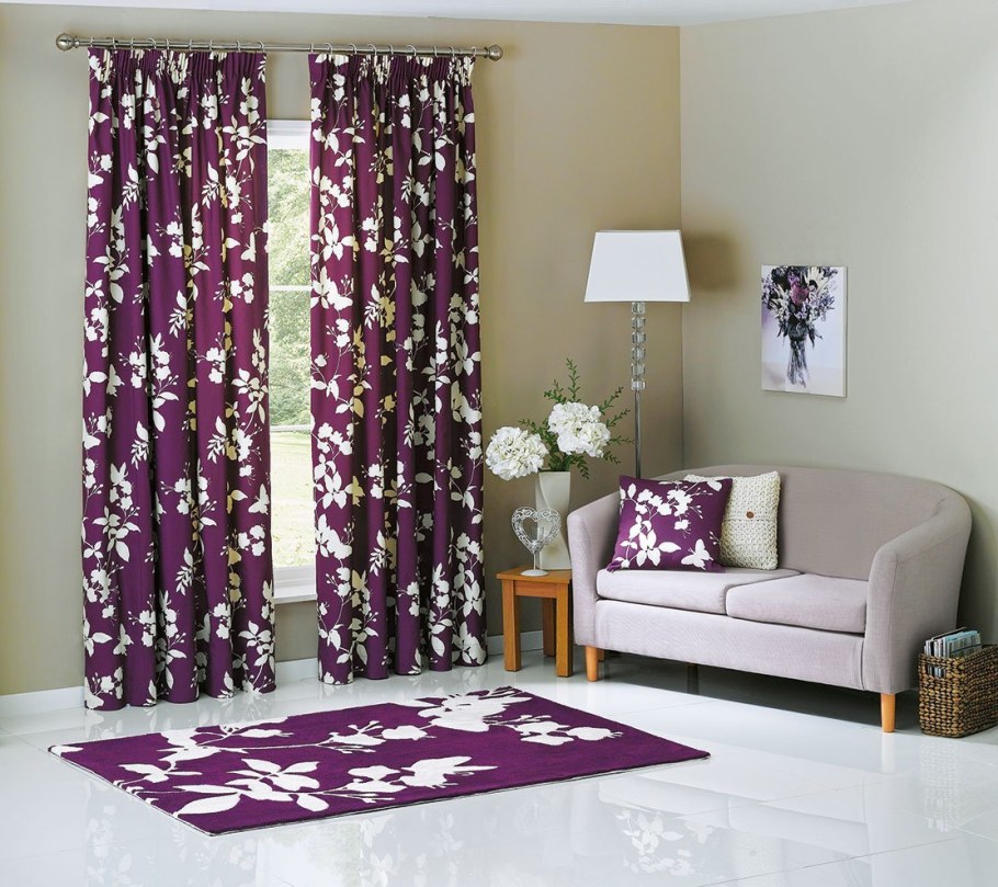 Шторы в гостиную в цветочек