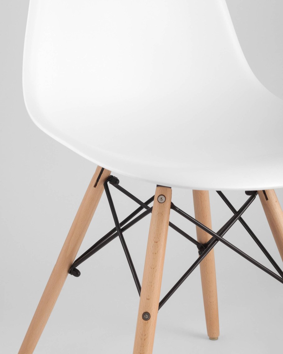 Стул Eames Style DSW белый