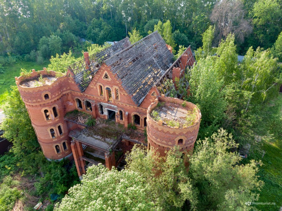 Заброшенный дом замок деревня Никульское