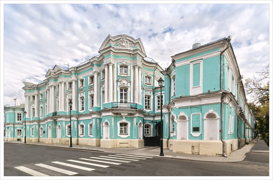 Дворец Апраксиных — Трубецких (Покровка, 22)