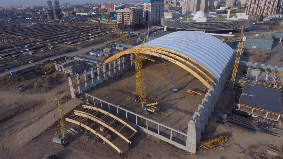 Большепролетные пространственные покрытия