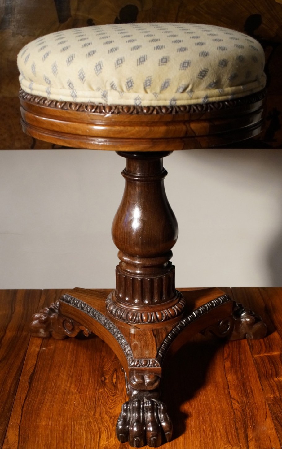 Стул для пианино Лигна