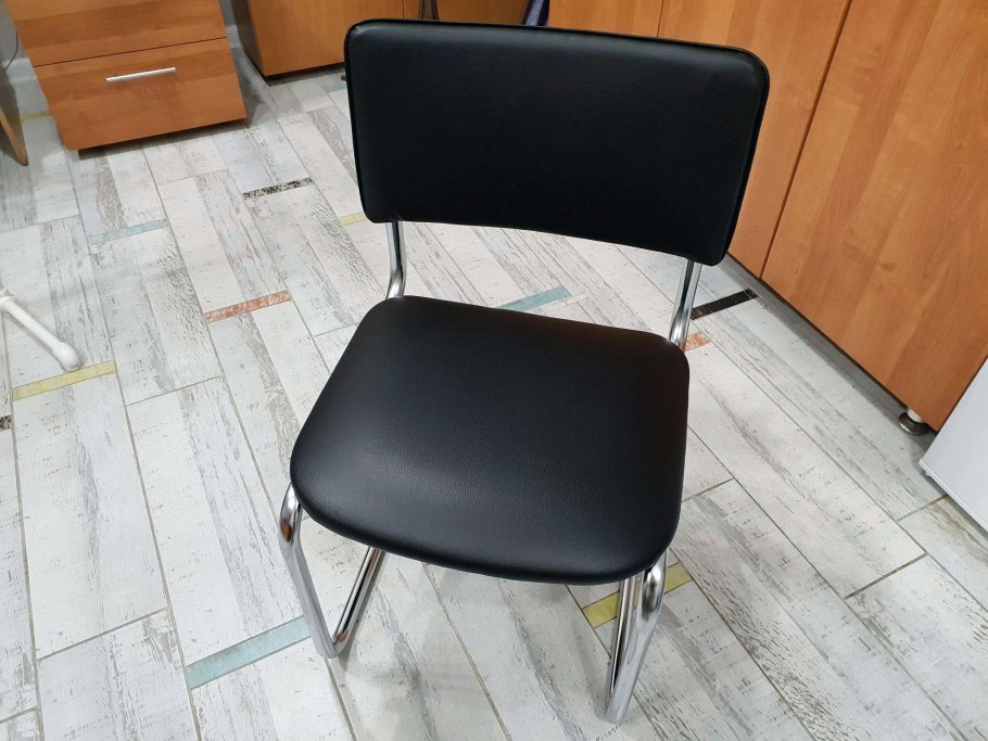 Стул Фабрикант "Sylwia", каркас металл хром, кожзам черный box1