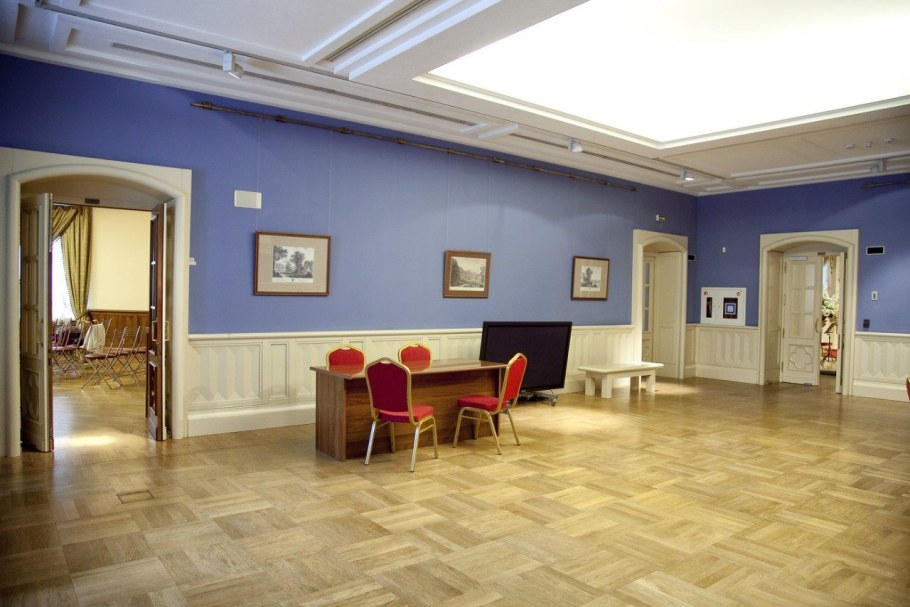 Музей - усадьба Царицыно голубая гостиная