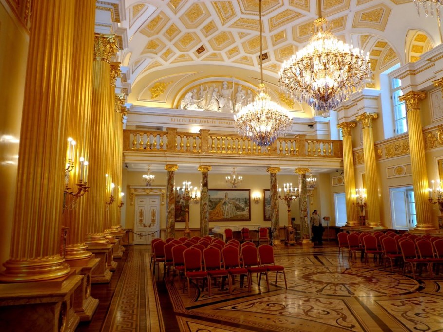 Усадьба Царицыно внутри