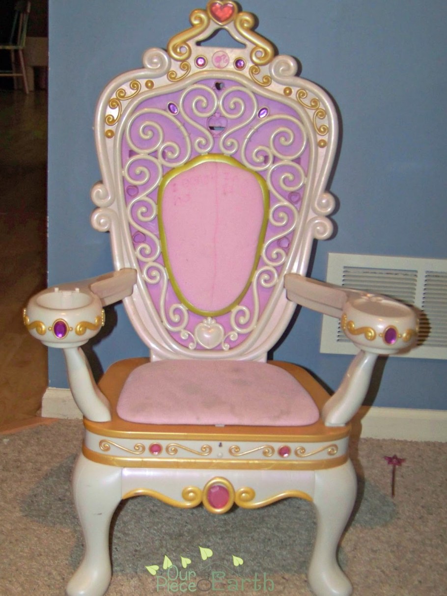 Стульчик трон для девочки