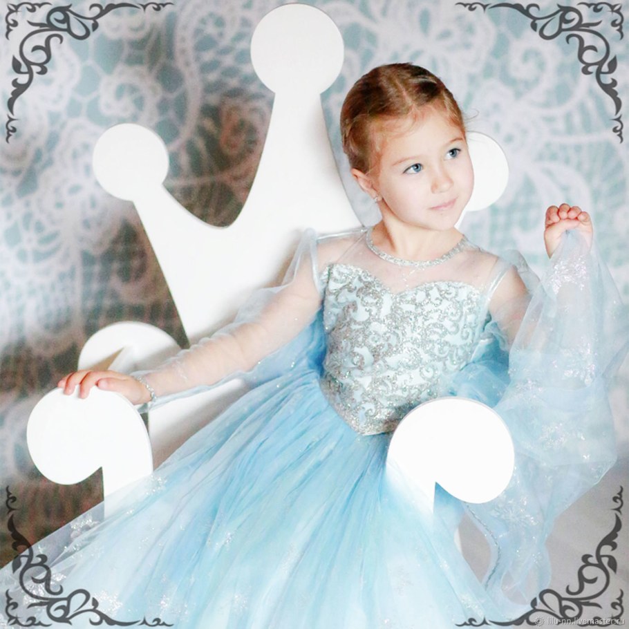 Трон для куклы из картона