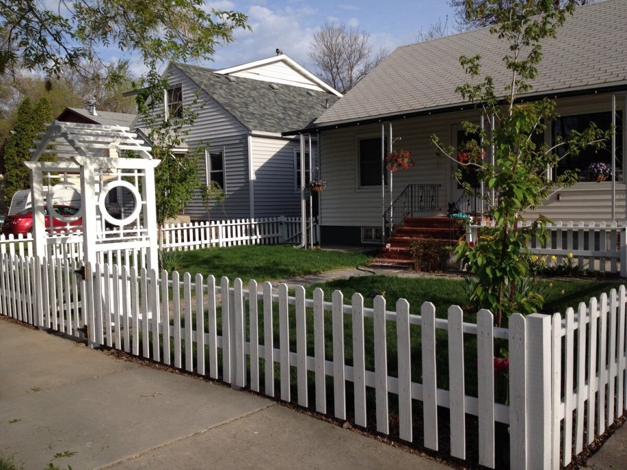 Американский белый дом ограда