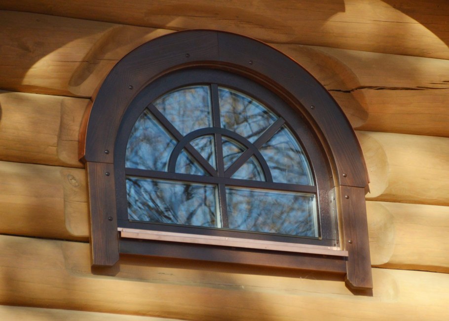 Арочные деревянные окна