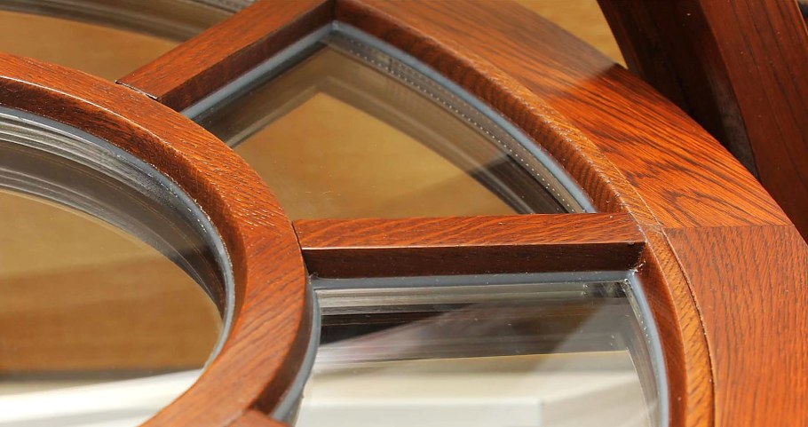 Оконная рама из дуба