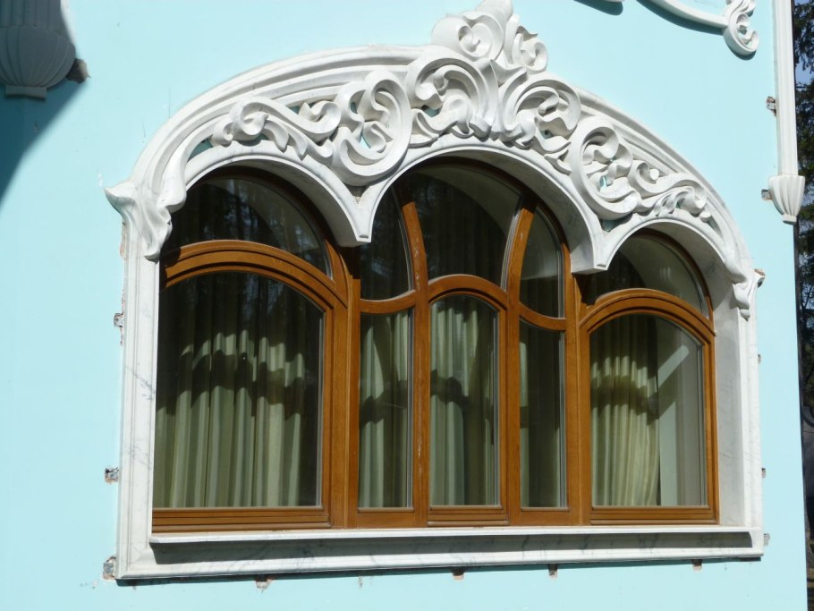 Веерное окно