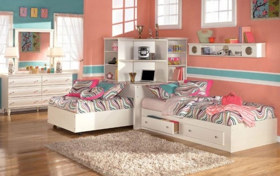 Мебель для двух девочек в комнату