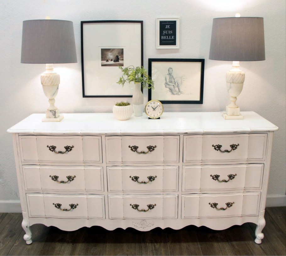 Красивые аксессуары на комод