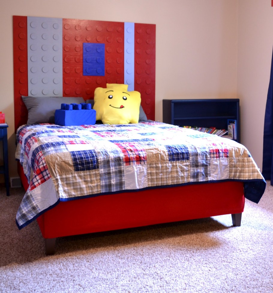 Кровать из из лего