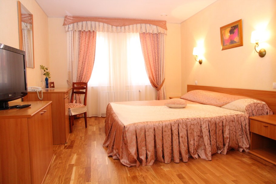 Четыре короны Дмитров